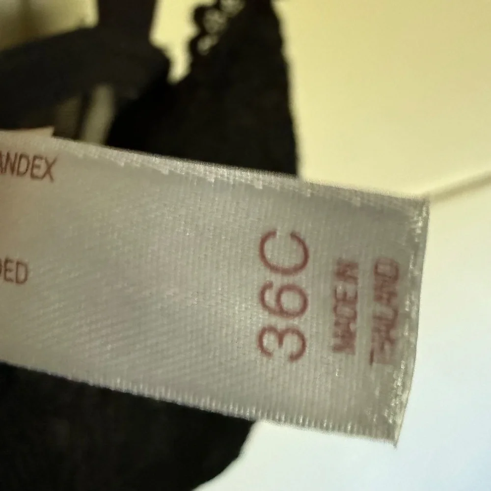 Gilligan & O'Malley Black Sheer Bustier Bra Size 36C‎